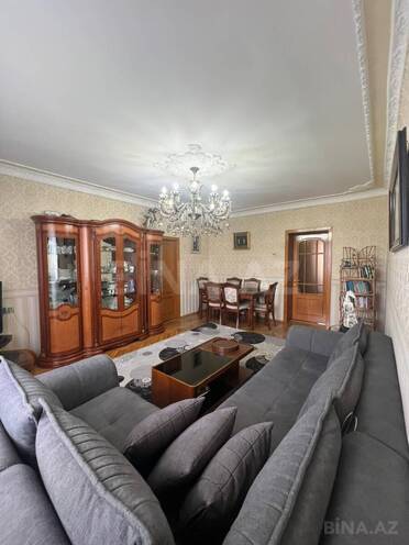 Продаётся 4-комн. вторичка 110 м², м. Ичеришехер, photo 14 from 18