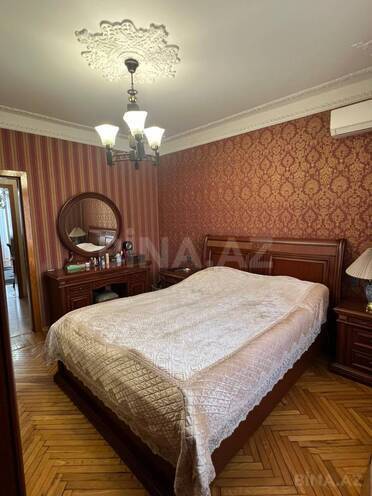 Продаётся 4-комн. вторичка 110 м², м. Ичеришехер, photo 17 from 18