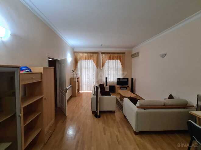 Satılır 2 otaqlı köhnə tikili 60 m², Sahil m., photo 14 from 15