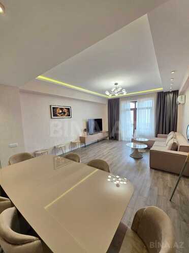 Сдаётся 3-комн. новостройка 150 м², м. 8 ноября, photo 13 from 29