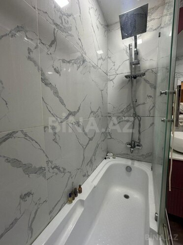 Satılır 2 otaqlı köhnə tikili 65 m², Xalqlar Dostluğu m., photo 17 from 18