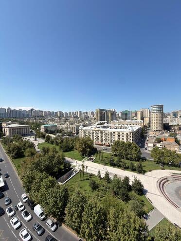 Продаётся 4-комн. новостройка 246 м², м. Низами, photo 4 from 13