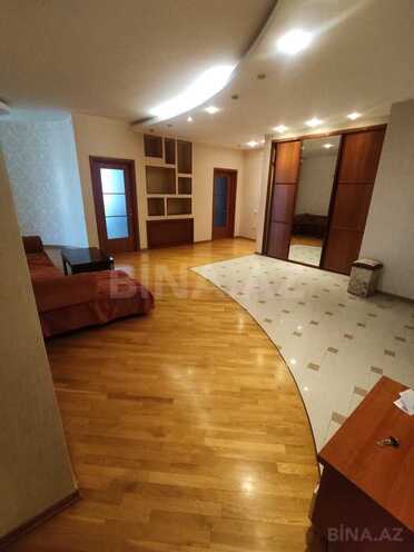 Сдаётся 4-комн. новостройка 220 м², м. 28 мая, photo 9 from 12