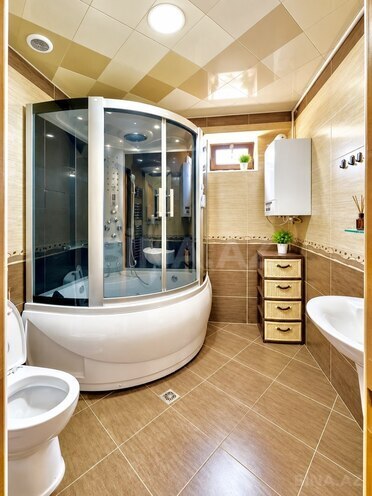 Satılır 3 otaqlı köhnə tikili 110 m², Qara Qarayev m., photo 10 from 13