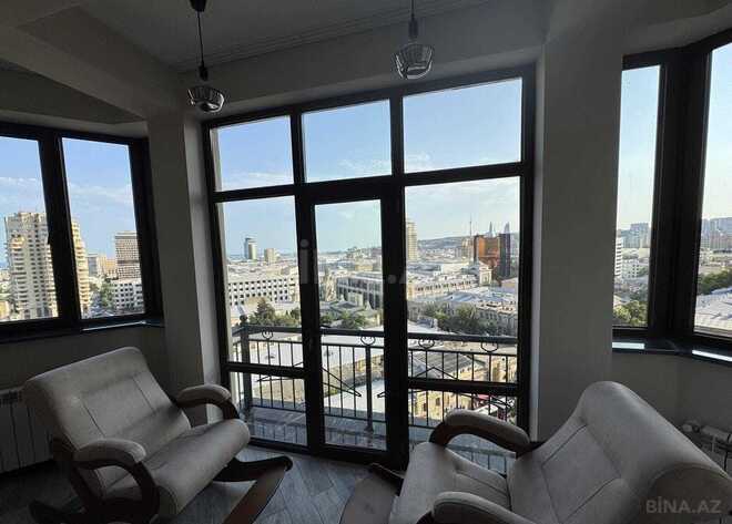 İcarəyə verilir 3 otaqlı yeni tikili 135 m², 28 May m., photo 1 from 20