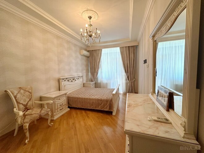 Сдаётся 3-комн. новостройка 130 м², м. 8 ноября, photo 16 from 19