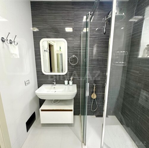 Сдаётся 3-комн. новостройка 130 м², м. 8 ноября, photo 17 from 19