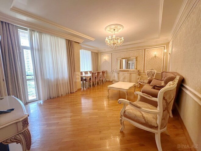 Сдаётся 3-комн. новостройка 130 м², м. 8 ноября, photo 9 from 19