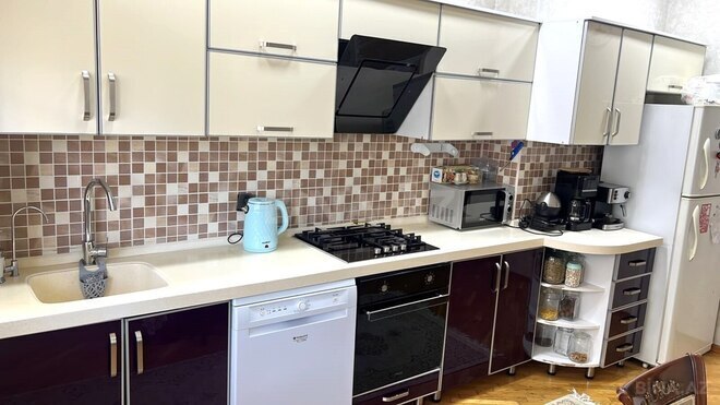Сдаётся 3-комн. новостройка 150 м², м. 8 ноября, photo 14 from 25