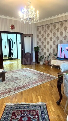 Сдаётся 3-комн. новостройка 150 м², м. 8 ноября, photo 6 from 25