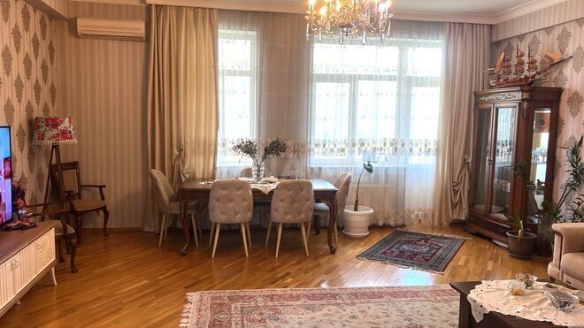 Сдаётся 3-комн. новостройка 150 м², м. 8 ноября, photo 3 from 25