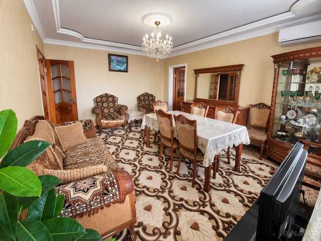 Satılır 3 otaqlı köhnə tikili 85 m², Qara Qarayev m., photo 1 from 13