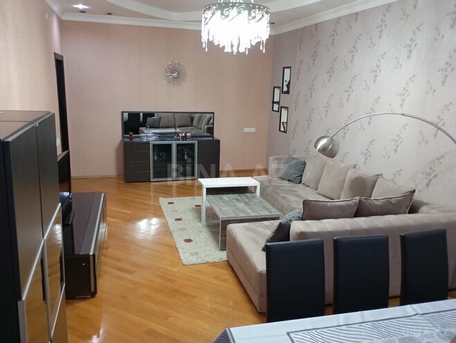 İcarəyə verilir 3 otaqlı yeni tikili 165 m², 28 May m., photo 3 from 12
