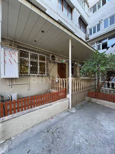 Satılır 3 otaqlı köhnə tikili 100 m², Nərimanov r., photo 13 from 14