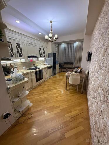Продаётся 3-комн. новостройка 134 м², м. Кара Караев, photo 11 from 13
