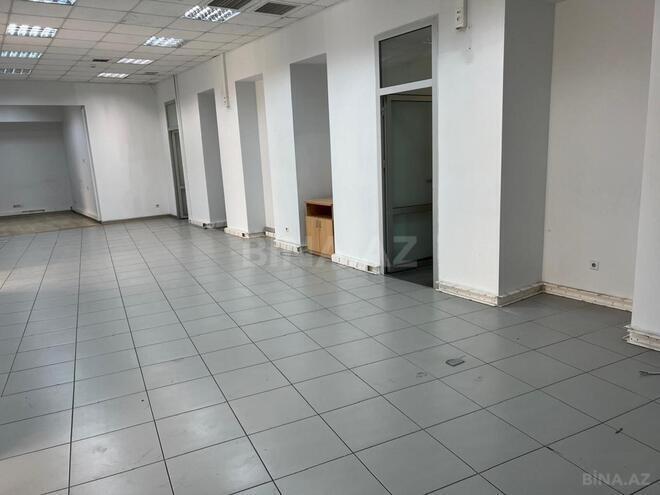 İcarəyə verilir  obyekt 300 m², 28 May m., photo 1 from 6