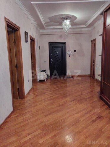 Сдаётся 3-комн. новостройка 138 м², м. 8 ноября, photo 3 from 13