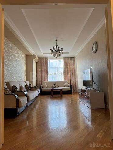 Продаётся 3-комн. новостройка 120 м², м. Нефтчиляр, photo 8 from 10