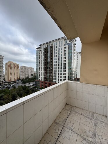 Продаётся 3-комн. вторичка 85 м², м. Элмляр Академиясы, photo 16 from 17