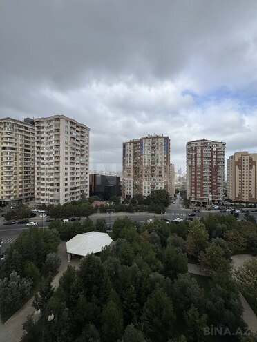 Продаётся 3-комн. вторичка 85 м², м. Элмляр Академиясы, photo 15 from 17