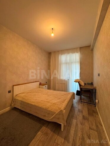 Продаётся 3-комн. новостройка 130 м², м. Элмляр Академиясы, photo 4 from 16
