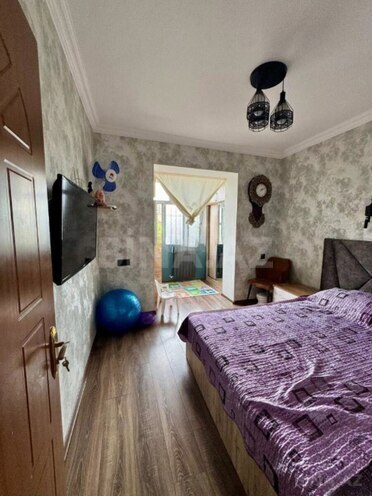 Продаётся 2-комн. вторичка 45 м², м. Элмляр Академиясы, photo 8 from 16