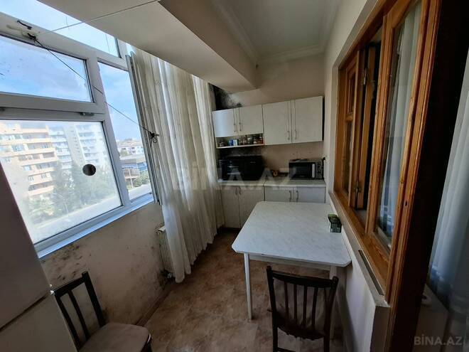 Satılır 3 otaqlı köhnə tikili 62 m², Koroğlu m., photo 12 from 17