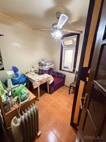 Продаётся 3-комн. вторичка 42.5 м², м. Элмляр Академиясы, photo 6 from 10