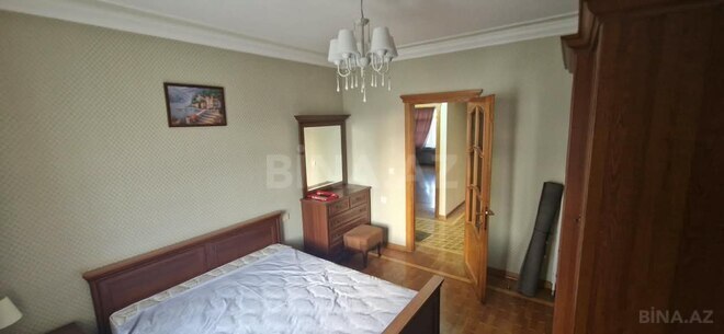 İcarəyə verilir 2 otaqlı köhnə tikili 65 m², Azadlıq Prospekti m., photo 6 from 17