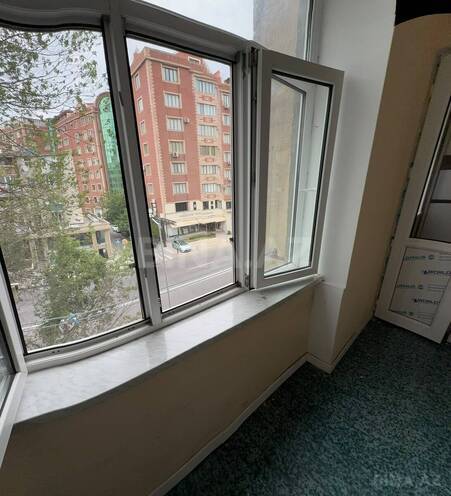 Satılır 2 otaqlı köhnə tikili 60 m², Nəsimi r., photo 8 from 9