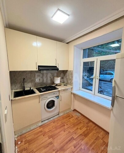 Продаётся 2-комн. вторичка 60 м², м. Иншаатчылар, photo 7 from 14