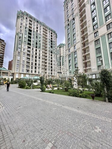Продаётся 2-комн. новостройка 58 м², м. Гянджлик, photo 1 from 15