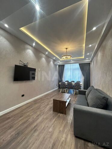 Сдается 2-комн. новостройка 115 м², м. Низами, photo 1 from 10