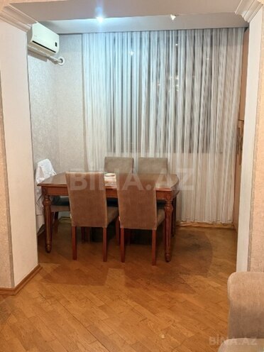 Продается 3-комн. вторичка 71 м², м. Гянджлик, photo 4 from 13