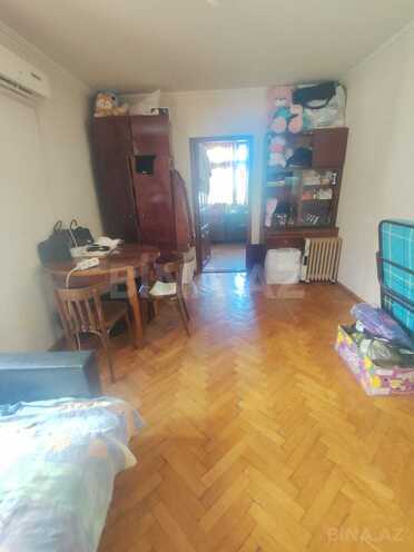 Продается 2-комн. вторичка 40 м², м. Гянджлик, photo 3 from 10