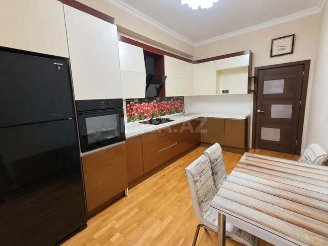 Сдаётся 3-комн. новостройка 115 м², м. Кара Караев, photo 11 from 15