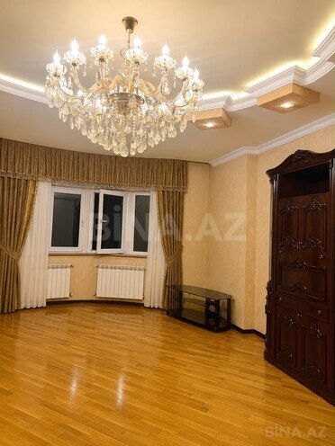 İcarəyə verilir 3 otaqlı yeni tikili 142 m², İnşaatçılar m., photo 4 from 9