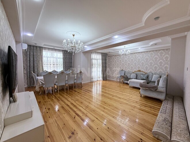 Продается 4-комн. новостройка 200 м², Абшеронcкий  р., photo 1 from 27