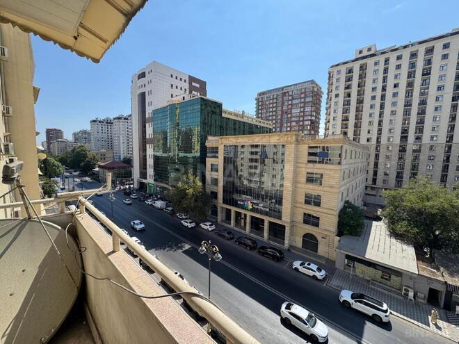 Satılır 4 otaqlı köhnə tikili 105 m², Nəsimi r., photo 21 from 24