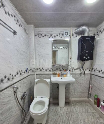 Продаётся 2-комн. вторичка 40 м², м. Элмляр Академиясы, photo 13 from 14