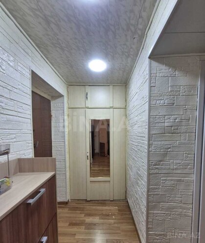 Продаётся 2-комн. вторичка 40 м², м. Элмляр Академиясы, photo 1 from 14