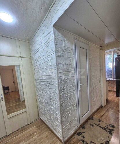 Продаётся 2-комн. вторичка 40 м², м. Элмляр Академиясы, photo 3 from 14