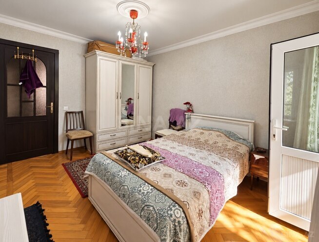 Продаётся 3-комн. вторичка 70 м², м. Элмляр Академиясы, photo 6 from 10