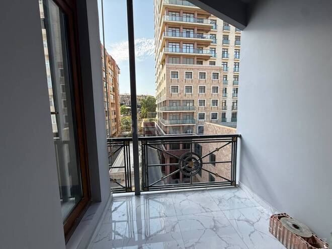 Продаётся 3-комн. вторичка 108 м², м. Низами, photo 13 from 25