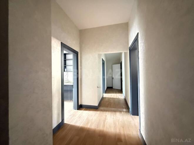Продаётся 3-комн. вторичка 108 м², м. Низами, photo 23 from 25