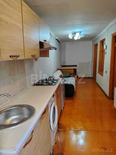 İcarəyə verilir 1 otaqlı həyət evi/bağ evi 35 m², İnşaatçılar m., photo 6 from 9