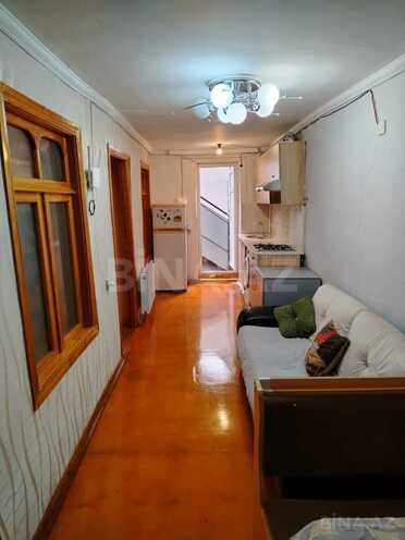 İcarəyə verilir 1 otaqlı həyət evi/bağ evi 35 m², İnşaatçılar m., photo 1 from 9