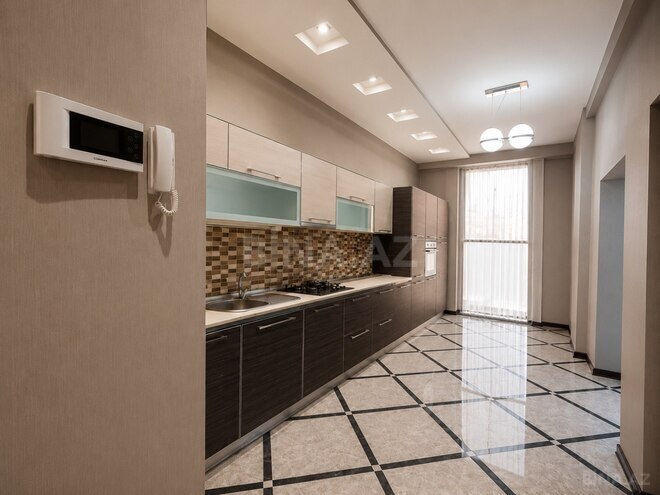 Satılır 4 otaqlı yeni tikili 170 m², İnşaatçılar m., photo 11 from 16