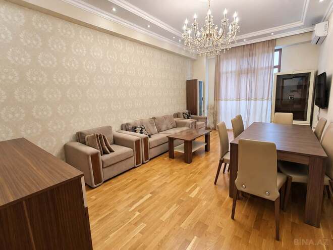 Сдаётся 3-комн. новостройка 110 м², м. Кара Караев, photo 1 from 15