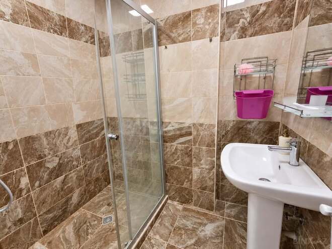 Сдаётся 3-комн. новостройка 110 м², м. Кара Караев, photo 10 from 15